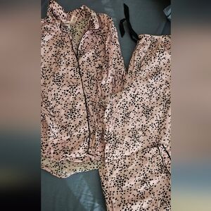 Victoria's Secret Pink and Black Heart Pajama Set